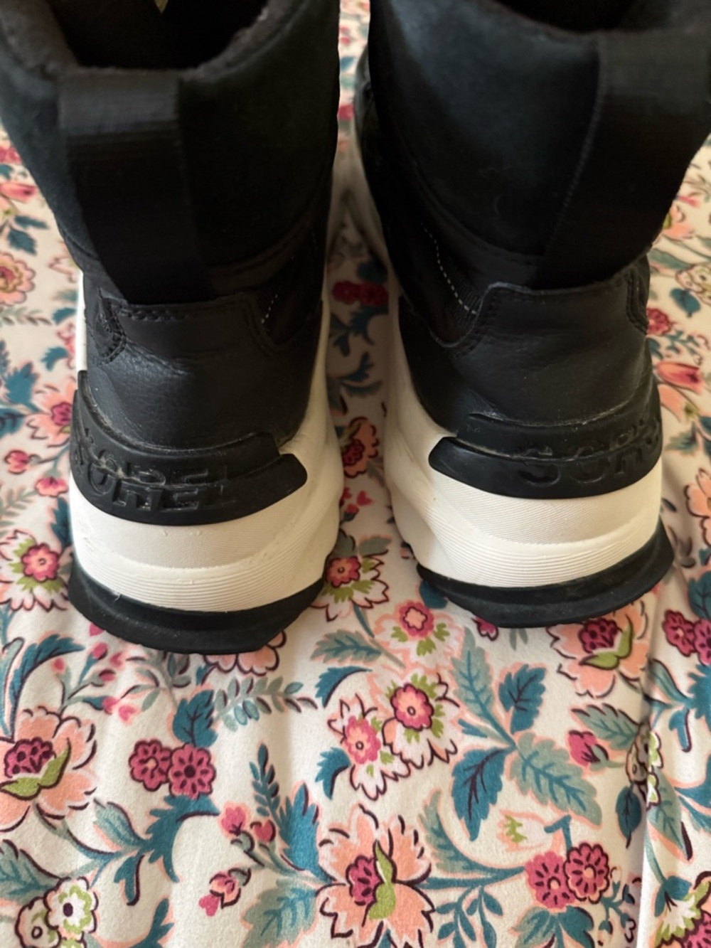 SOREL® Women's 9 KINETIC™ RNEGD SPORT Insulated Waterproof Boot in Black Size 9 - Picture 4 of 9